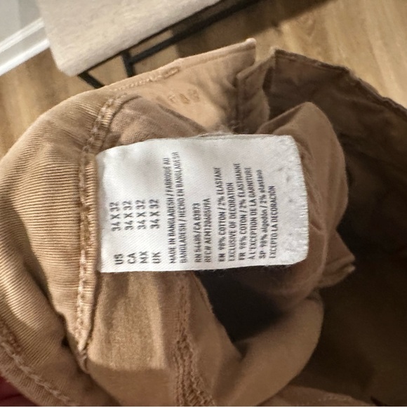 American Eagle Khaki Pants - Picture 6 of 6